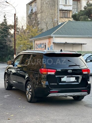 Kia Carnival 2016, 253,500 km - 2.2 l - Bakı