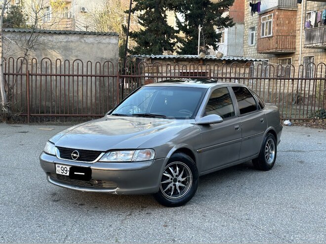 Opel Vectra 1999, 247,000 km - 1.8 l - Sumqayıt