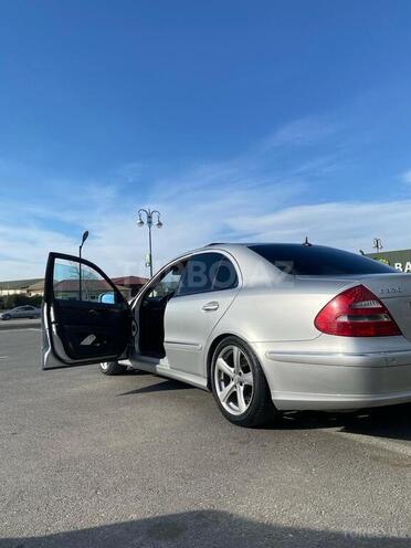 Mercedes E 320 2004, 280,000 km - 3.2 l - Xırdalan