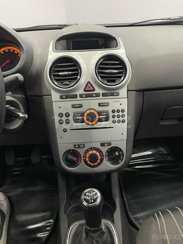 Opel Corsa 2009, 270,000 km - 1.3 l - Bakı