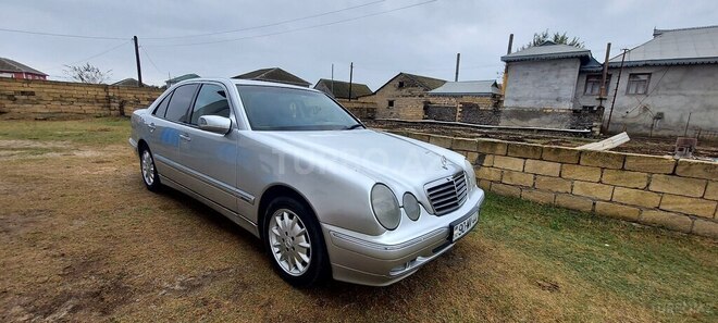Mercedes E 220 d 1999, 280,000 km - 2.2 л - Masallı