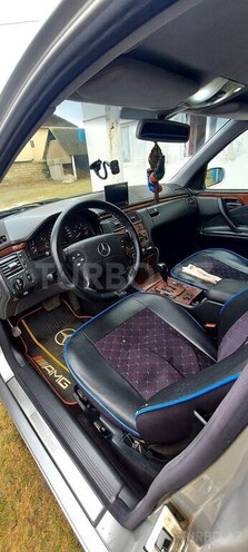 Mercedes E 220 d 1999, 280,000 km - 2.2 л - Masallı
