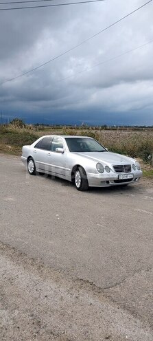 Mercedes E 220 d 1999, 280,000 km - 2.2 л - Masallı