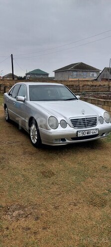 Mercedes E 220 d 1999, 280,000 km - 2.2 л - Masallı