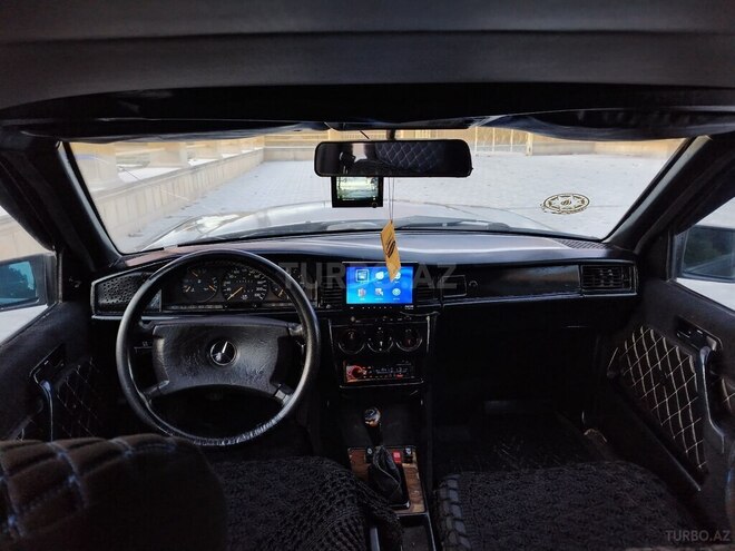 Mercedes 190 1992, 563,280 km - 2.0 л - Qazax