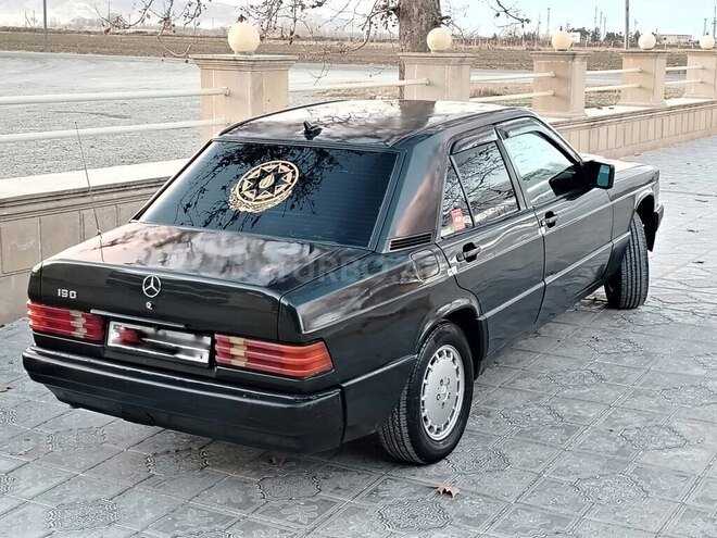 Mercedes 190 1992, 563,280 km - 2.0 л - Qazax