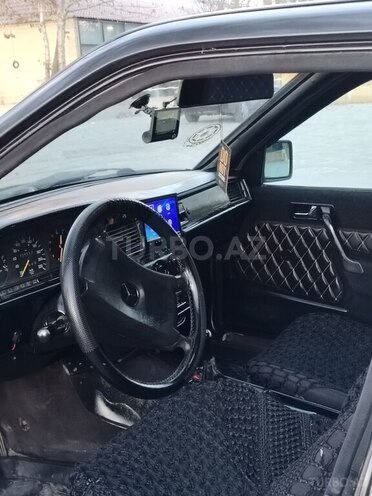 Mercedes 190 1992, 563,280 km - 2.0 л - Qazax