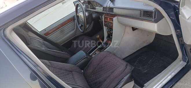 Mercedes E 200 1994, 284,567 km - 2.0 l - Sumqayıt