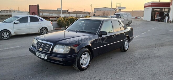 Mercedes E 200 1994, 284,567 km - 2.0 l - Sumqayıt