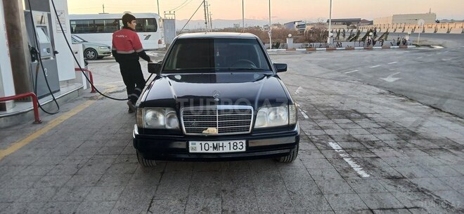 Mercedes E 200 1994, 284,567 km - 2.0 l - Sumqayıt