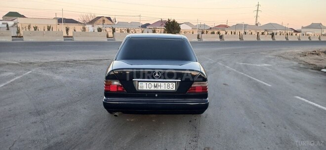 Mercedes E 200 1994, 284,567 km - 2.0 l - Sumqayıt