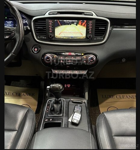 Kia Sorento-20
