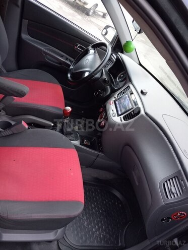 Kia Rio 2006, 292,582 km - 1.4 l - Quba