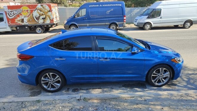 Hyundai Elantra 2016, 61,000 km - 2.0 l - Bakı