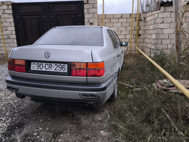 Volkswagen Vento 1994, 460,000 km - 1.8 l - Bakı