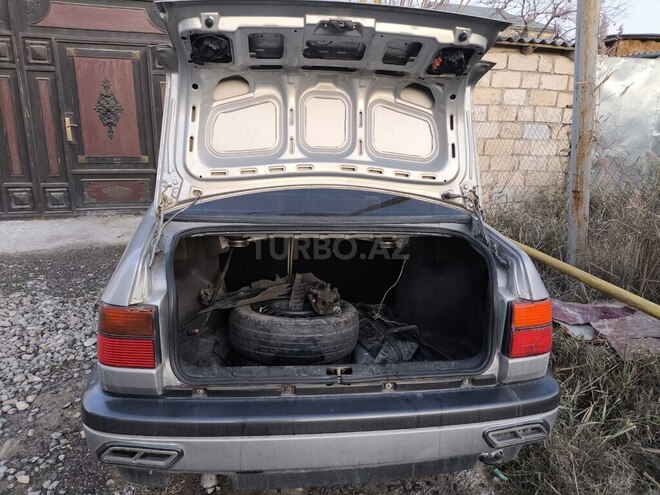 Volkswagen Vento 1994, 460,000 km - 1.8 l - Bakı