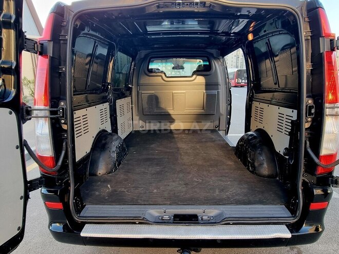 Mercedes Vito 115 2010, 144,100 km - 2.2 l - Bakı