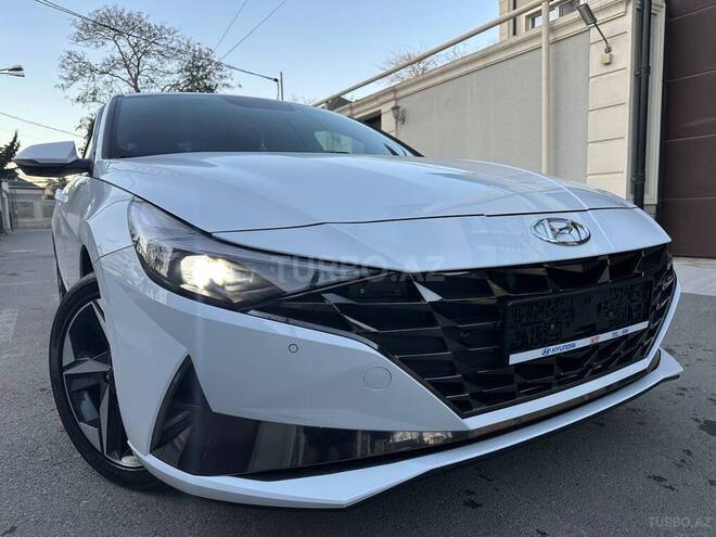 Hyundai Elantra 2022, 26,000 km - 1.6 l - Bakı