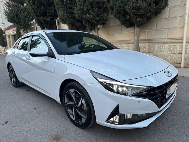 Hyundai Elantra 2022, 26,000 km - 1.6 l - Bakı