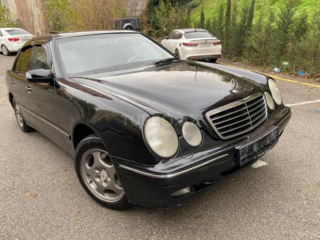 Mercedes E 240 2000, 436,000 km - 2.4 л - Şirvan