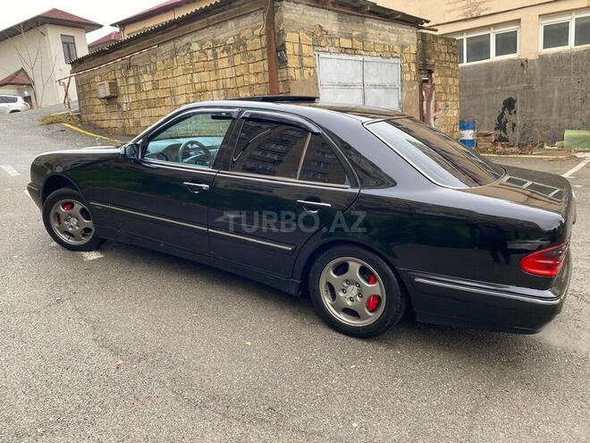 Mercedes E 240 2000, 436,000 km - 2.4 л - Şirvan