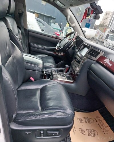Lexus LX 570 2013, 282,000 km - 5.7 l - Bakı
