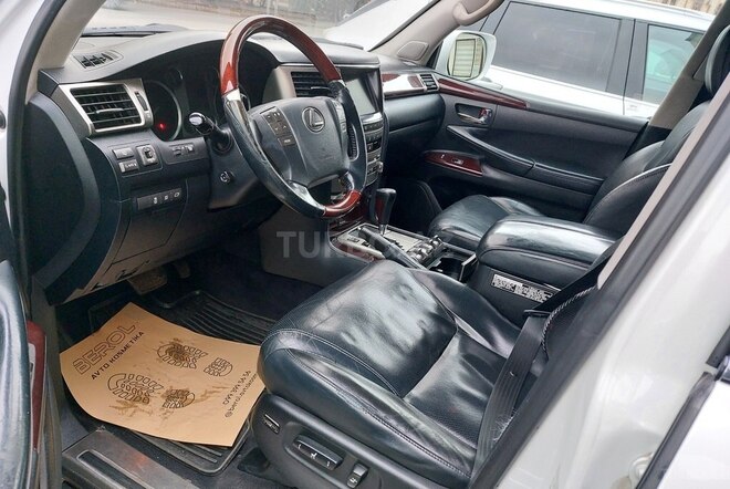 Lexus LX 570 2013, 282,000 km - 5.7 l - Bakı