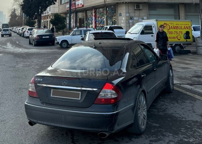 Mercedes E 350 2007, 276,000 km - 3.5 l - Gəncə