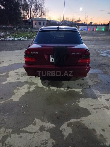 Mercedes C 200 1998, 382,006 km - 2.0 l - Quba