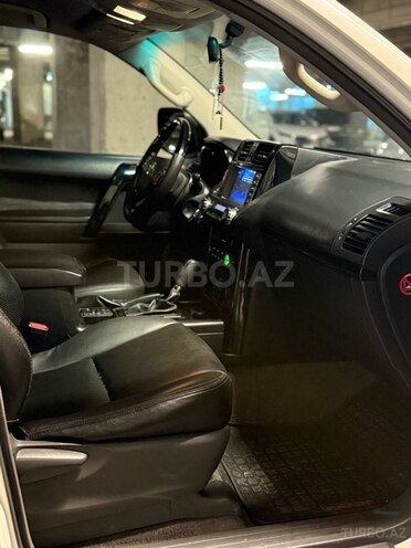 Toyota Land Cruiser Prado 2010, 178,800 km - 2.7 л - Bakı
