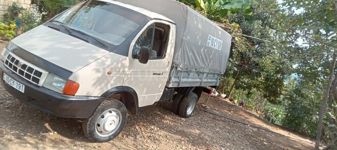 GAZ 33021 2000, 10,000 km - 2.5 l - Astara