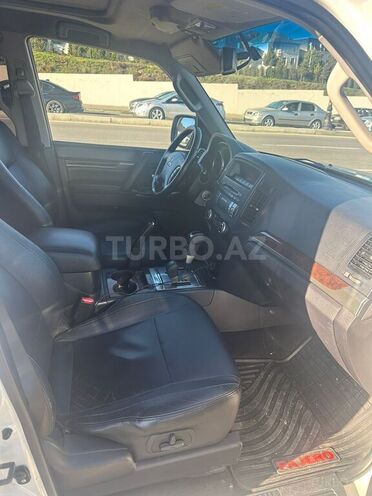 Mitsubishi Pajero 2012, 205,000 km - 3.5 l - Bakı