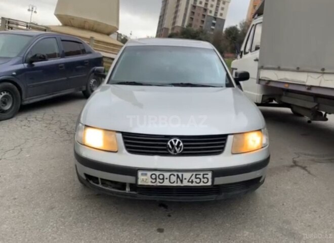 Volkswagen Passat 1997, 197,700 km - 1.6 l - Bakı