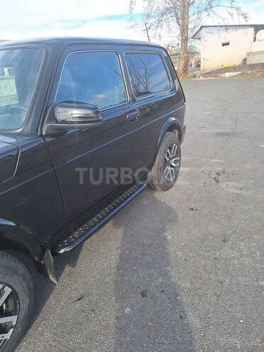 LADA (VAZ) Niva 2017, 100,000 km - 1.7 l - Bakı