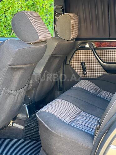 Mercedes E 220 1994, 309,999 km - 2.2 l - Bakı
