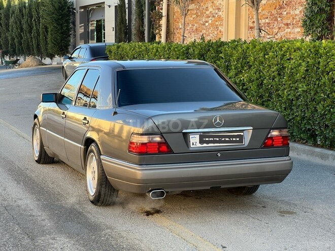 Mercedes E 220 1994, 309,999 km - 2.2 l - Bakı