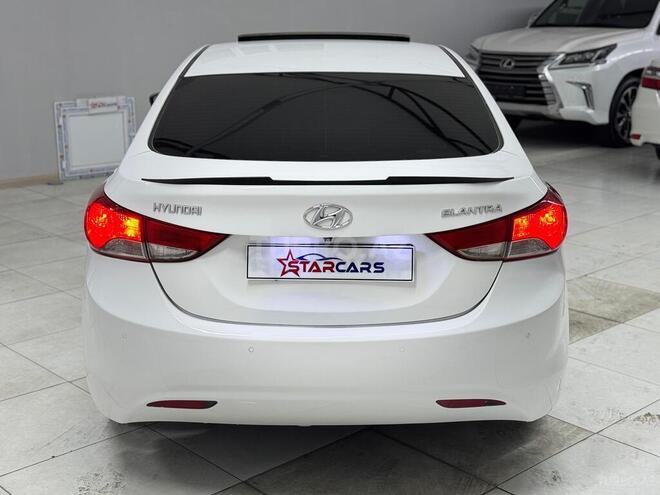 Hyundai Elantra 2013, 195,205 km - 1.8 l - Sumqayıt