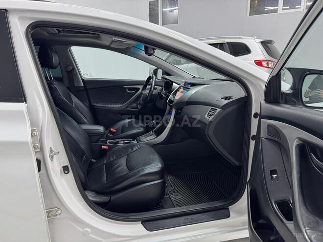 Hyundai Elantra 2013, 195,205 km - 1.8 l - Sumqayıt