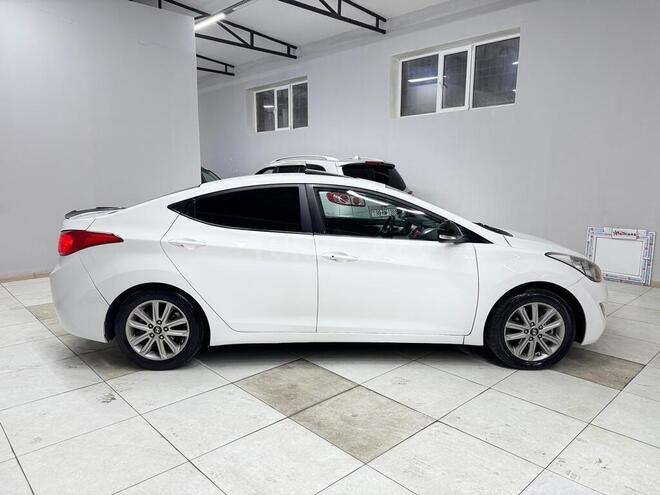 Hyundai Elantra 2013, 195,205 km - 1.8 l - Sumqayıt