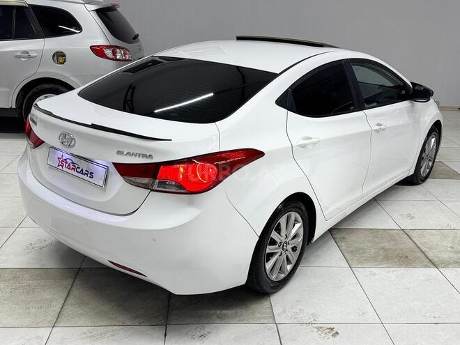 Hyundai Elantra 2013, 195,205 km - 1.8 l - Sumqayıt