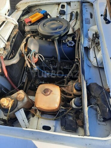 LADA (VAZ) 2106 1983, 53,000 km - 1.6 l - Salyan