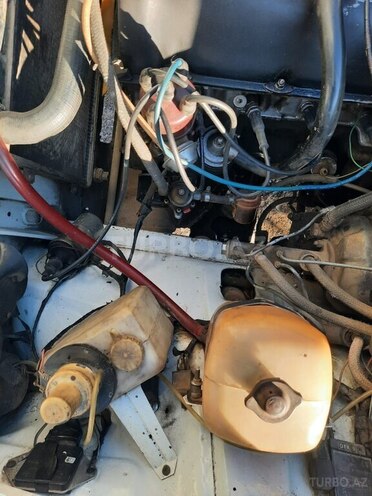 LADA (VAZ) 2106 1983, 53,000 km - 1.6 l - Salyan