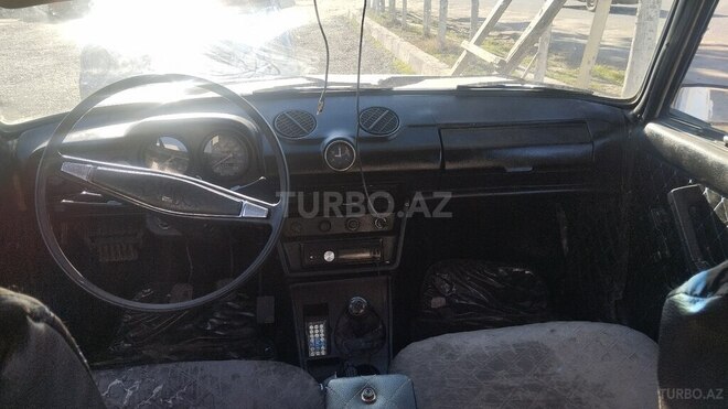 LADA (VAZ) 2106 1983, 53,000 km - 1.6 l - Salyan