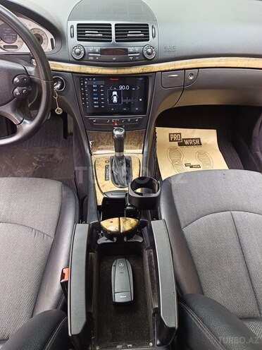 Mercedes E 200 2006, 215,000 km - 1.8 l - Bakı