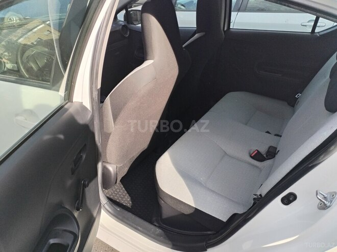 Toyota Aqua 2017, 129,085 km - 1.5 l - Bakı
