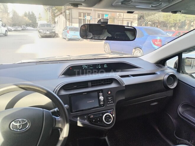 Toyota Aqua 2017, 129,085 km - 1.5 l - Bakı