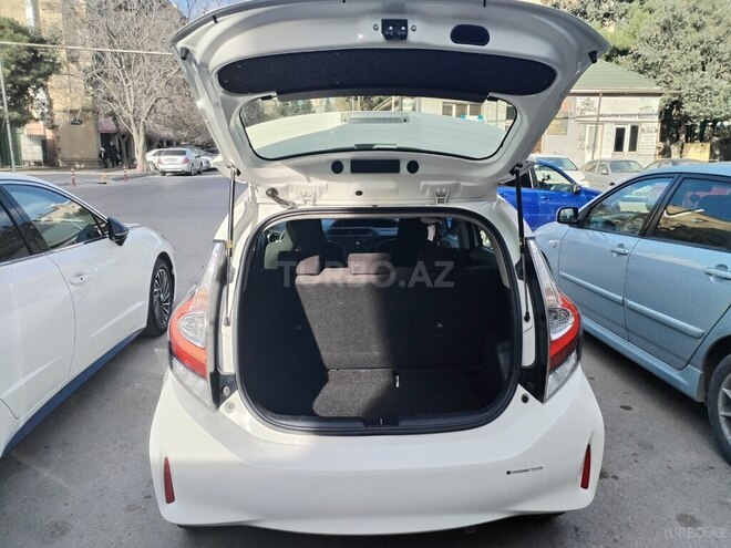 Toyota Aqua 2017, 129,085 km - 1.5 l - Bakı