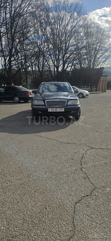 Mercedes C 240 1998, 328,000 km - 2.4 l - Tovuz