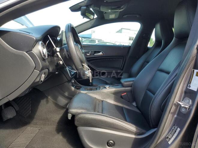 Mercedes C 250 2019, 123,292 km - 2.0 l - Bakı
