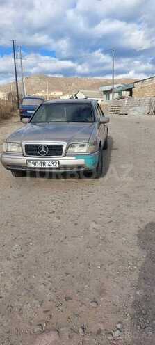 Mercedes C 220 d 1994, 222,222 km - 2.2 l - Tovuz